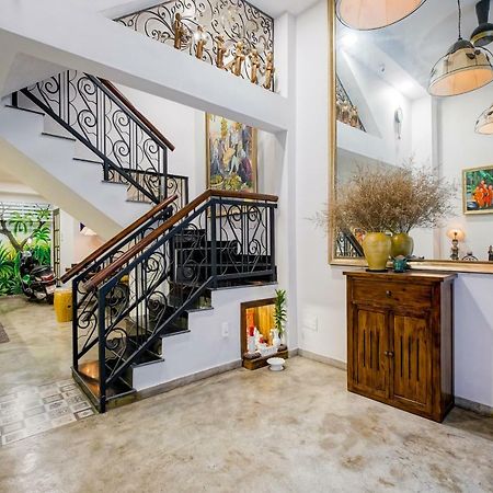 Mira Moon - Calmette Bed & Breakfast Ho Chi Minh City Bagian luar foto