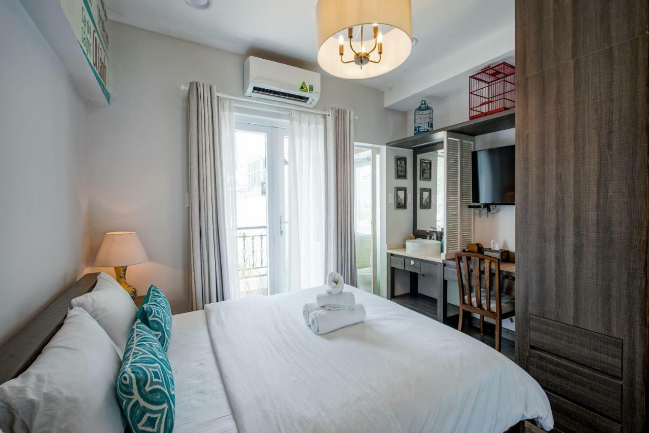 Mira Moon - Calmette Bed & Breakfast Ho Chi Minh City Bagian luar foto
