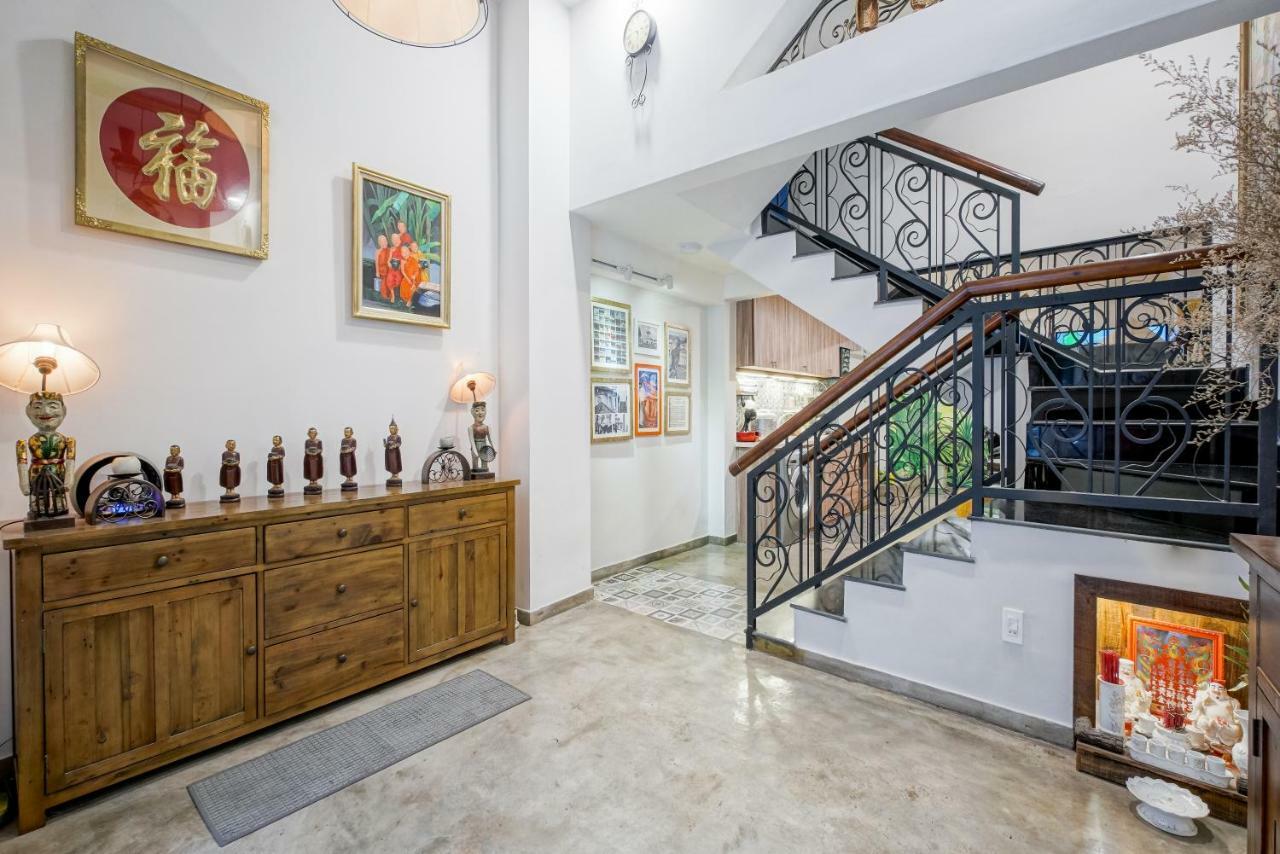 Mira Moon - Calmette Bed & Breakfast Ho Chi Minh City Bagian luar foto