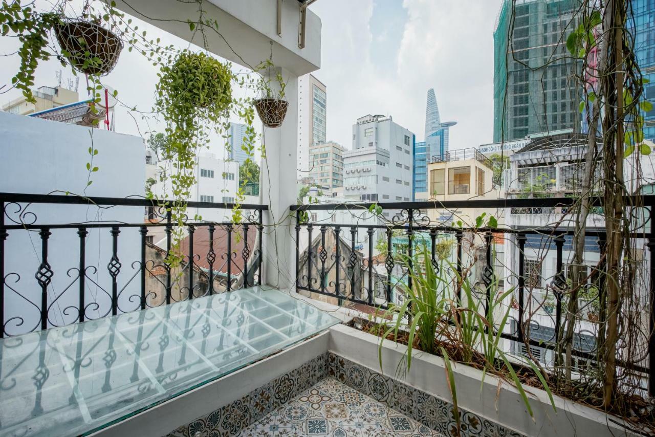 Mira Moon - Calmette Bed & Breakfast Ho Chi Minh City Bagian luar foto