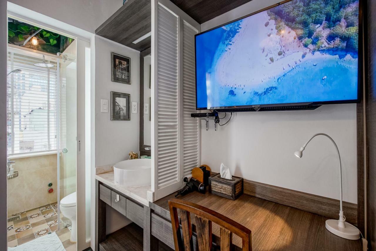 Mira Moon - Calmette Bed & Breakfast Ho Chi Minh City Bagian luar foto
